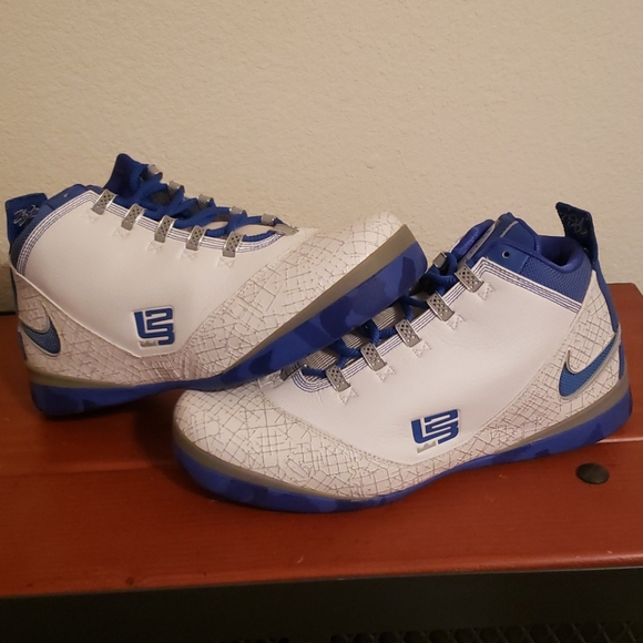 lebron james soldier 2